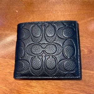 Brand New Coach, never used, men’s 3 in 1 Wallet in signature Leather